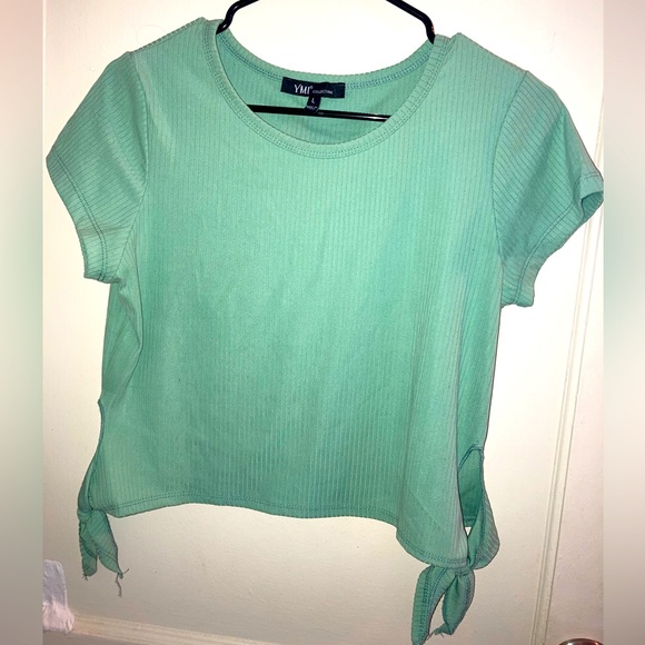 Crop Top - Picture 1 of 5